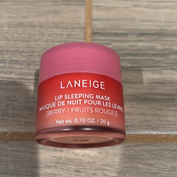 Laneige Lip Sleeping Mask Original Berry NEW - Picture 3 of 5